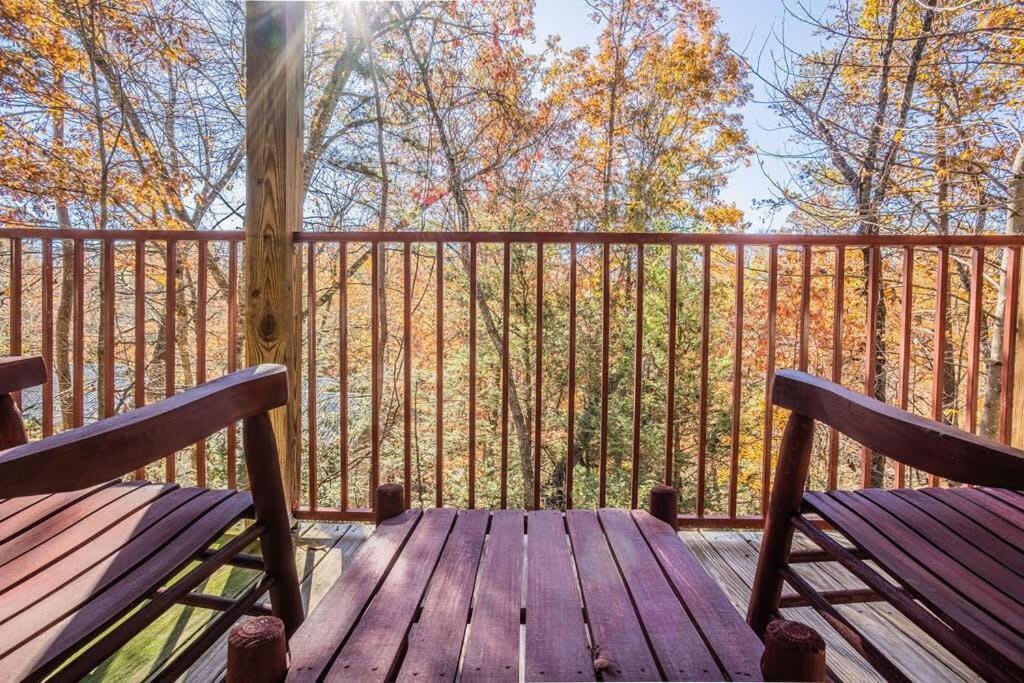 Sasquatch Lodge E Sleeps 13 Gatlinburg Exteriör bild